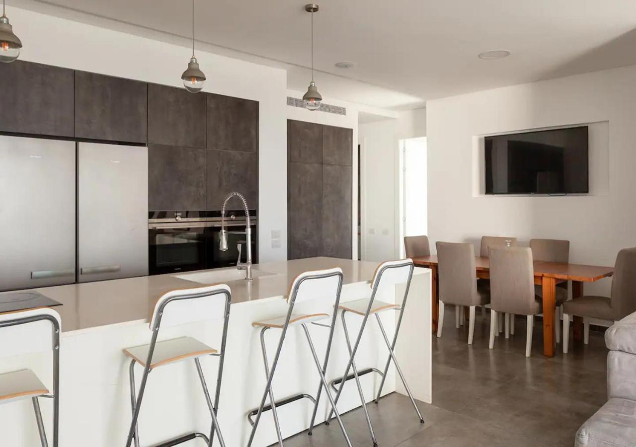 Oַ&O Group- Luxury Penthouse Jacuzzi Sea 36 Floor Apartment Bat Yam Bagian luar foto