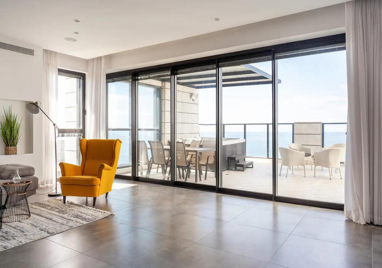 Oַ&O Group- Luxury Penthouse Jacuzzi Sea 36 Floor Apartment Bat Yam Bagian luar foto