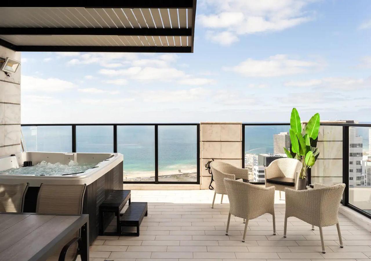 Oַ&O Group- Luxury Penthouse Jacuzzi Sea 36 Floor Apartment Bat Yam Bagian luar foto