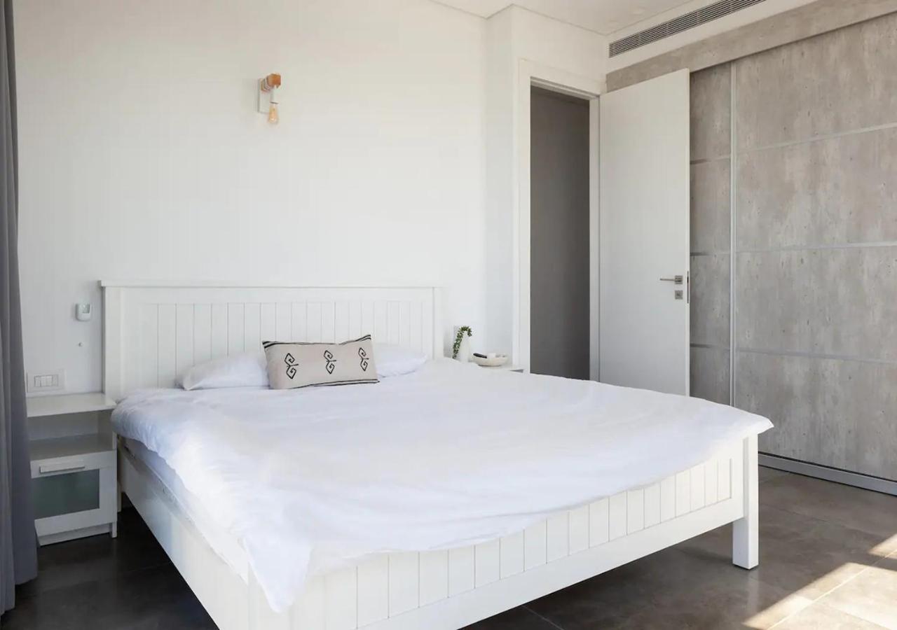 Oַ&O Group- Luxury Penthouse Jacuzzi Sea 36 Floor Apartment Bat Yam Bagian luar foto