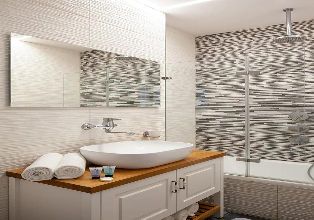 Oַ&O Group- Luxury Penthouse Jacuzzi Sea 36 Floor Apartment Bat Yam Bagian luar foto
