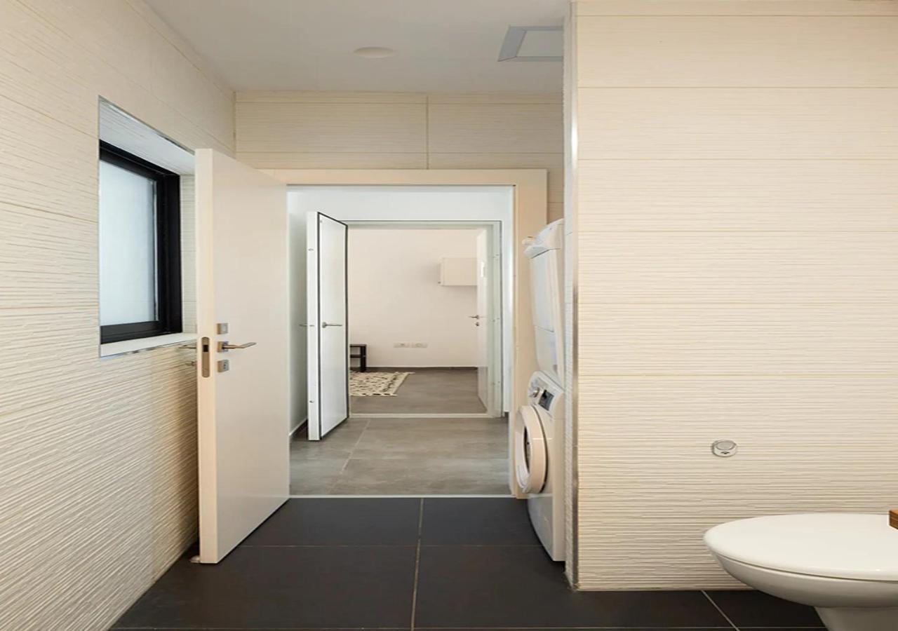 Oַ&O Group- Luxury Penthouse Jacuzzi Sea 36 Floor Apartment Bat Yam Bagian luar foto