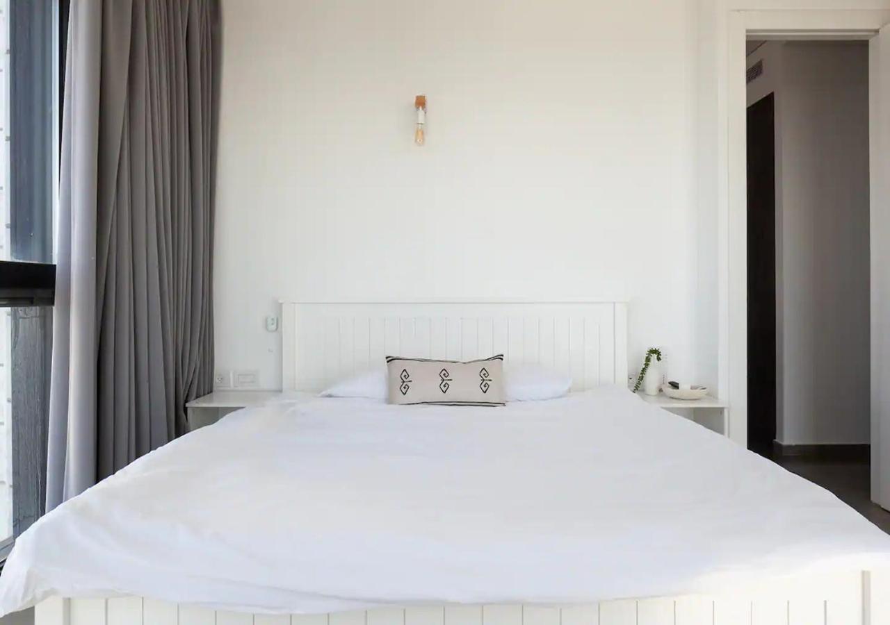 Oַ&O Group- Luxury Penthouse Jacuzzi Sea 36 Floor Apartment Bat Yam Bagian luar foto